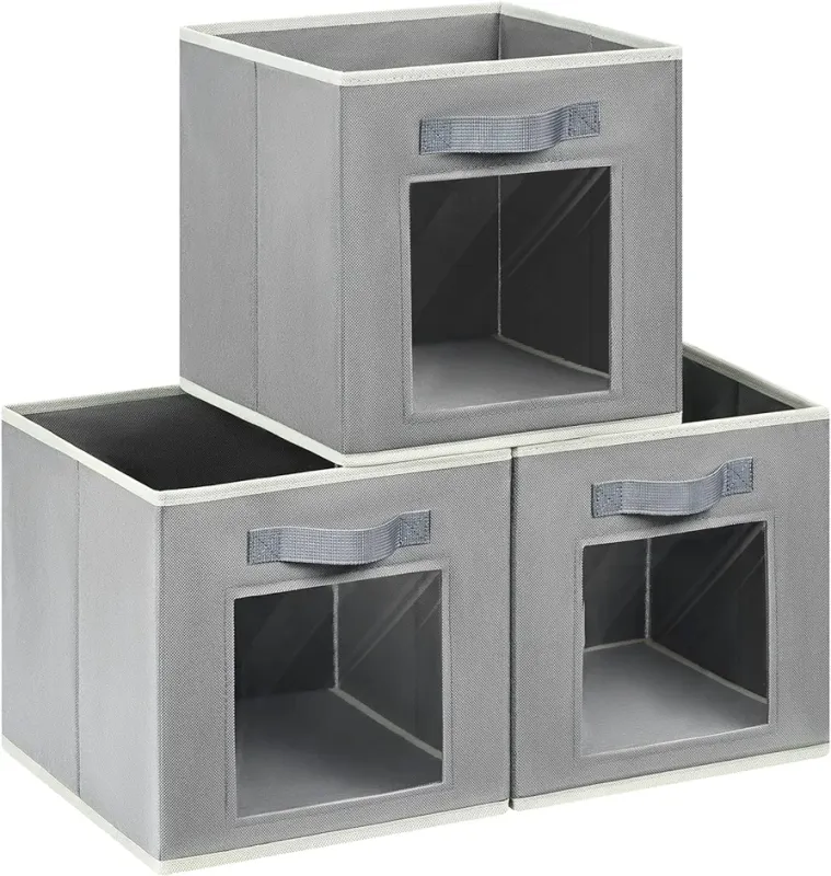 Foldable storage box with handle